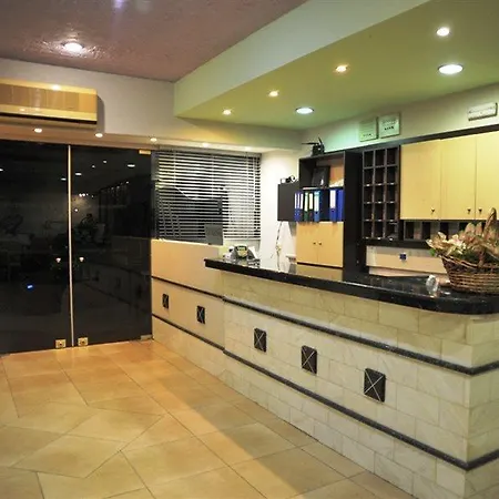 Anseli Apartmanhotel 2*