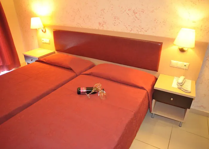 Aparthotel Anseli 2*