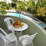 Anseli Apartahotel 2*