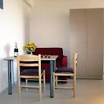 Lägenhetshotell Anseli Kremastí